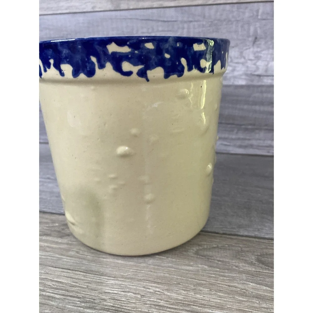 Alpine Pottery Stoneware Crock Roseville Ohio Blue Heart Cream Excellent 1995